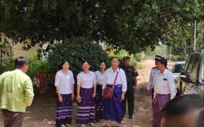 နိူင်ငံတော်ကောင်စီဝင် မန်းငြိမ်းမောင်နှင့်အဖွဲ့သည် မြောင်းမြ RRC ၏ တစ်နှစ်သုံးသီး သီးနှံပုံစံအား ပုံစံ ၅ ခုဖြင့်ဆောင်ရွက်ထားရှိမူအား ၂၁.၅.၂၀၂၃ တွင် လာရောက်ကြည့်ရှု့အားပေးခဲ့ပါသည်