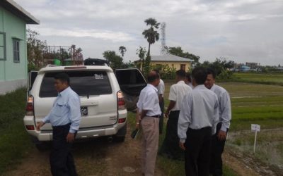 စိုက်ပျိုးရေးမွေးမြူရေးနှင့် ဆည်မြောင်းဝန်ကြီး ဌာန ဒုတိယဝန်ကြီး ဒေါက်တာအောင်ကြီးနှင့် အဖွဲ့ စစ်တွေမျိုးသန့်ခြံ၌ စိုက်ပျိုးရေး သုတေသနဦးစီးဌာနမှဆောင်ရွက်ထားရှိသည့် ဒေသနှင့် သင့်တော်မည့် ဆားငန်ဒဏ်ခံစပါးမျိုးများ ရှာဖွေဖော်ထုတ်ခြင်း သုတေသန အား ကြည့်ရှုစစ်ဆေးခြင်း