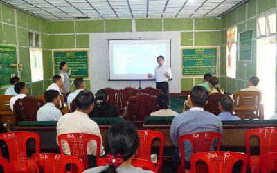 စိုက်ပျိုးရေးမွေးမြူရေးနှင့်ဆည်မြောင်းဝန်ကြီးဌာန ဒုတိယဝန်ကြီး ဒေါက်တာတင်ထွဋ် စိုက်ပျိုးရေးသုတေသနဦးစီးဌာန စပါးသီးနှံဌာနခွဲ ဒေသုတေသနဗဟိုဌာန မြောင်းမြခြံ၏ သုတေသနနှင့် ဖွံ့ဖြိုးရေး လုပ်ငန်းများ ဆောင်ရွက်ထားရှိမှုများကို ကြည့်ရှုစစ်ဆေးခြင်း